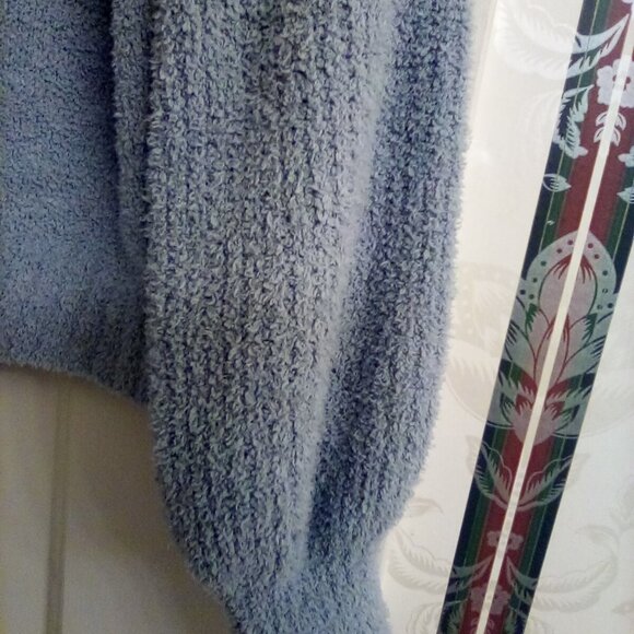 Fuzzy Light Blue Sweater - Picture 5 of 8